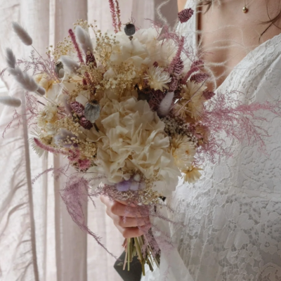 Lilac_BlushBridalBouquet_FlowerCrownModel (1) (1) (2)